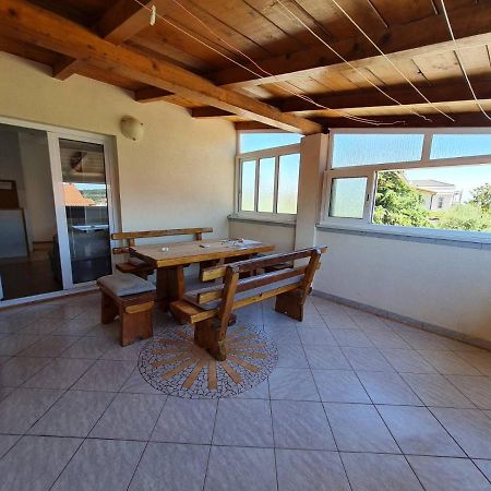 Apartmani Amans Pula Luaran gambar