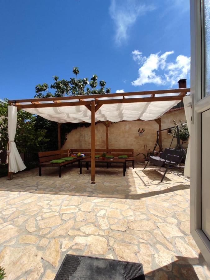 Apartmani Amans Pula Luaran gambar