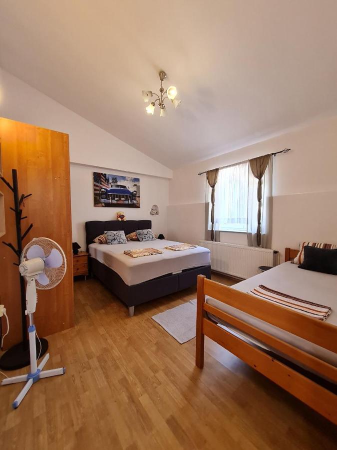 Apartmani Amans Pula Luaran gambar