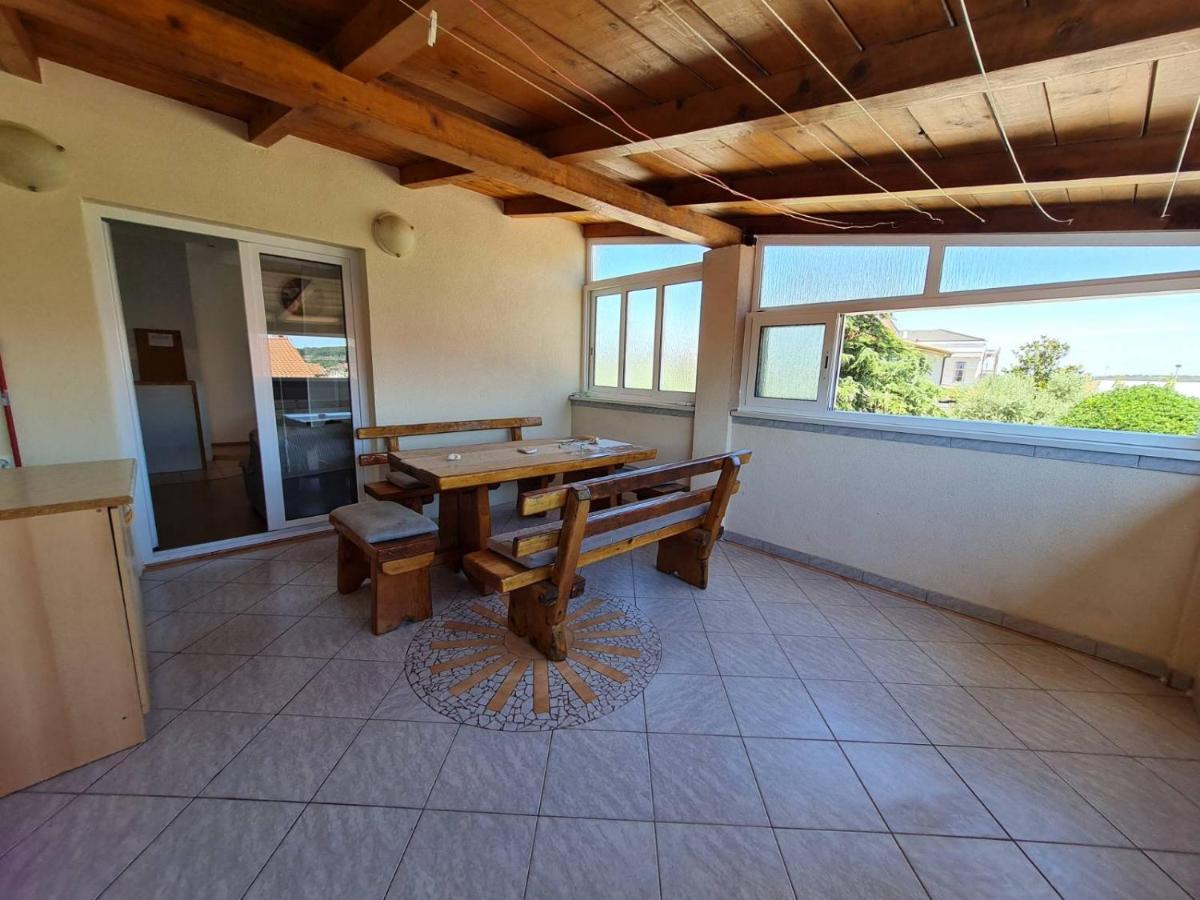 Apartmani Amans Pula Luaran gambar