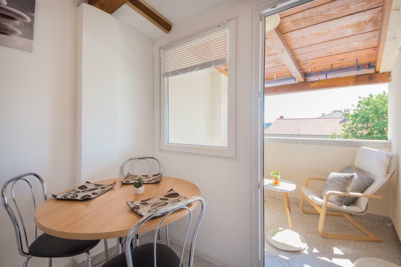 Apartmani Amans Pula Luaran gambar